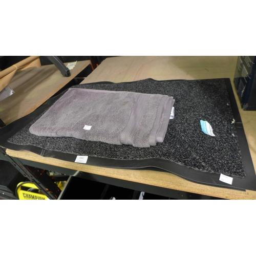 3362 - Washable Indoor Mat (50cm x 80cm) and Charisma Hand Towel Grey (model:- 50 x 90cm) (289-144,154) * T... 