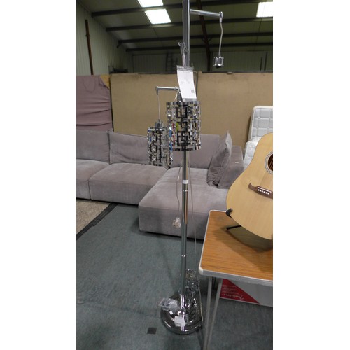 3271 - Bridgeport Designs Hampton 3 Arm Floor Lamp (290-205,215) * This lot is subject to VAT