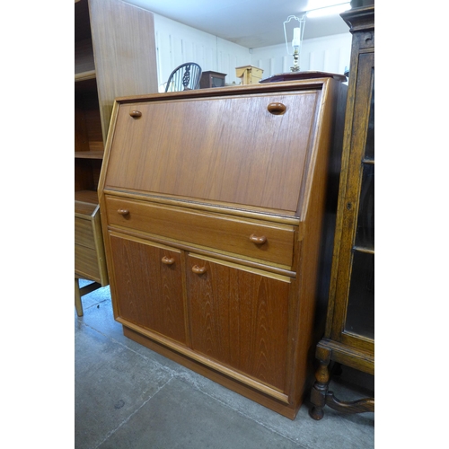 86 - A Turnidge of London teak bureau