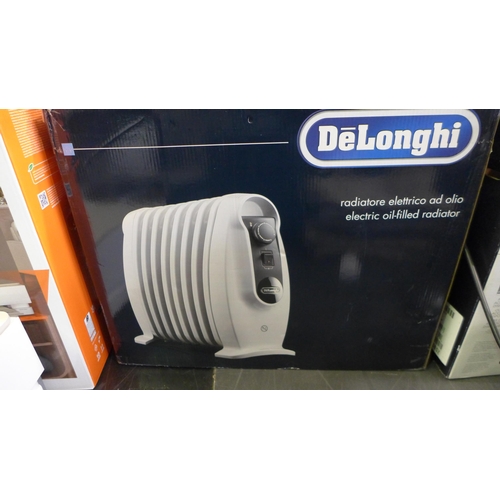 3050 - Delonghi Oil Filled Small Radiator (290-222) * This lot is subject to VAT