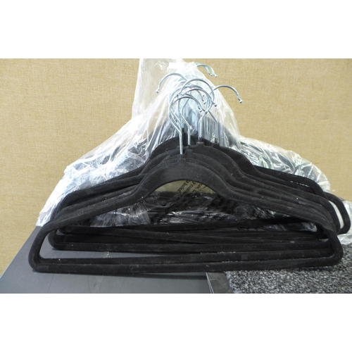 3053 - Washable Indoor Mats (50cm x 80cm), DKNY Double Bed Set (220TC), Black Flocked Hangers  (290-200,212... 