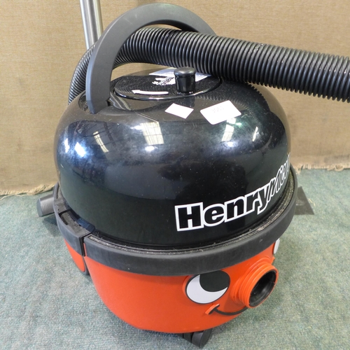 3061 - Henry Micro Hi-Flo Vacuum Cleaner (model:- 900671/HVR200M), original RRP £139.99 + VAT (290-224) * T... 