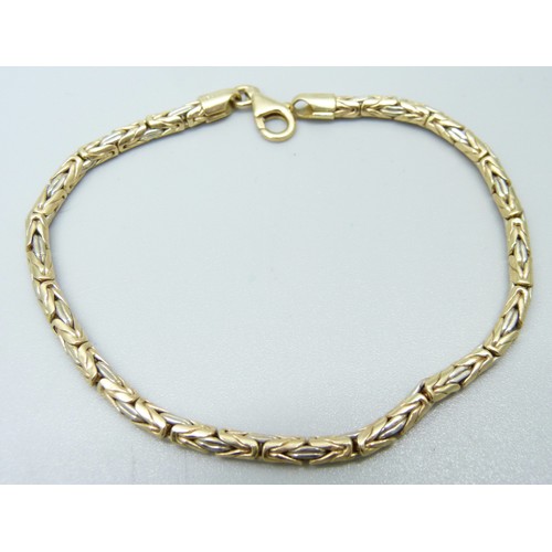 1009 - A 14ct gold bracelet, 7.5g