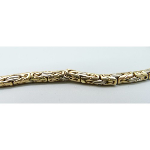 1009 - A 14ct gold bracelet, 7.5g