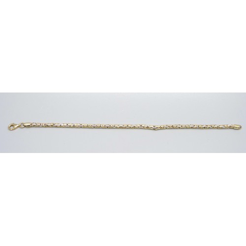 1009 - A 14ct gold bracelet, 7.5g