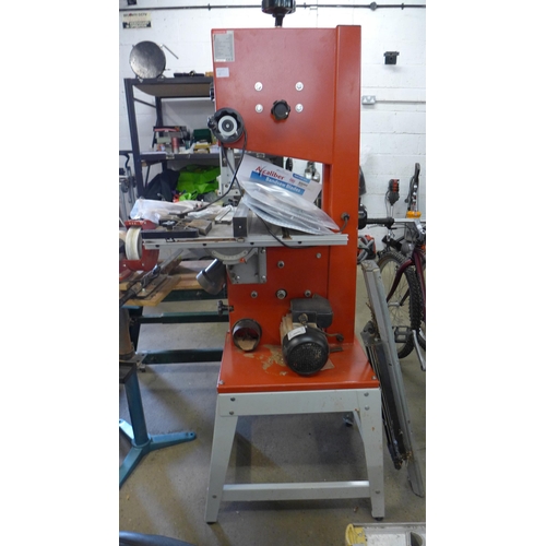 2002 - Axminster Hobby  Series band saw (HBS310N), 550v-230w inc. box of spare saw blades