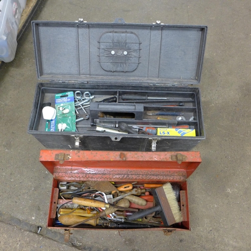 2035 - 2 toolboxes containing a mixed quantity of tools including sprit level, files, screwdrivers and more