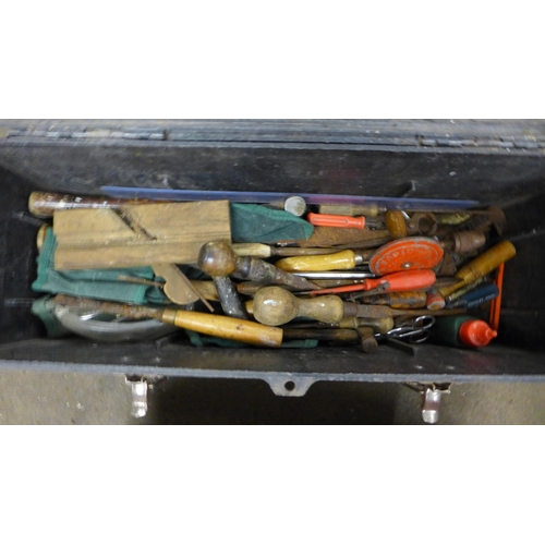 2035 - 2 toolboxes containing a mixed quantity of tools including sprit level, files, screwdrivers and more