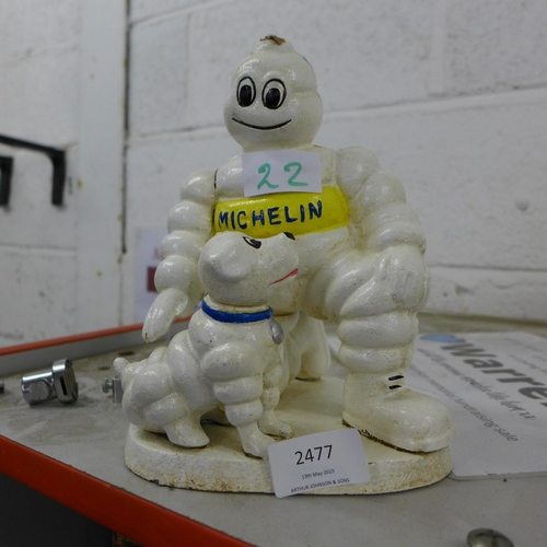 2477 - Michelin figure and dog * this lot is subject to VAT