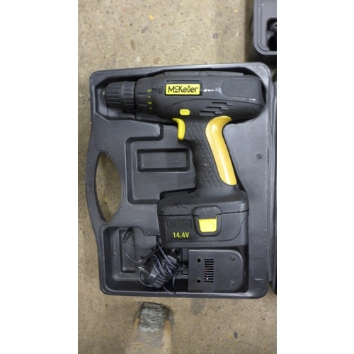 2015 - Bundle of power and hand tools including Woolworths drill and Black and Decker drill