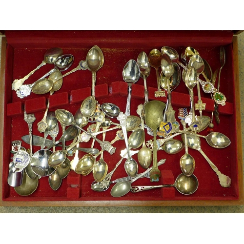 1165 - A collection of plated tea caddy spoons and collector's spoons including Rolex