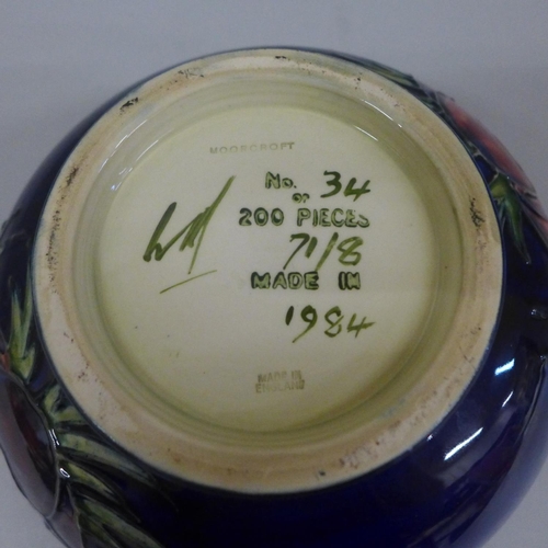 607 - A Moorcroft bowl, anemone pattern, no. 34/300, made in 1984, 20cm diameter