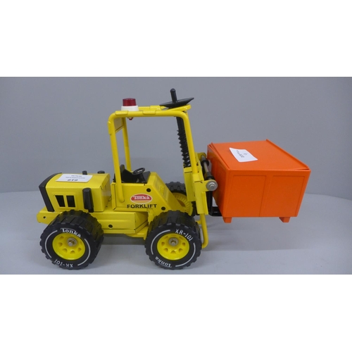 619 - A Tonka model forklift truck XR-101, with crate