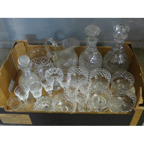 766 - A box of late 19th/early 20th Century glass