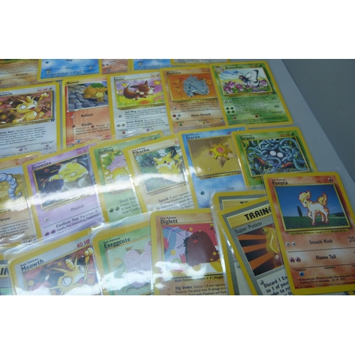 885 - 50 Pokemon cards from various sets