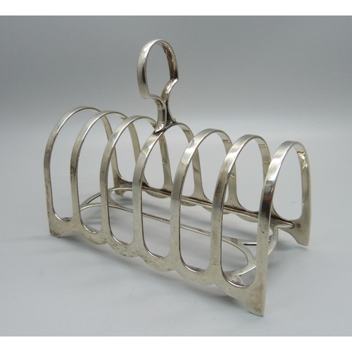 895C - A silver toast rack, Sheffield 1918, 108g