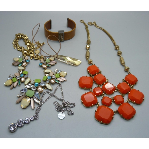 931 - A Swarovski crystal necklace and bracelet, Stella and Dot designer necklaces and a Karen Millen neck... 