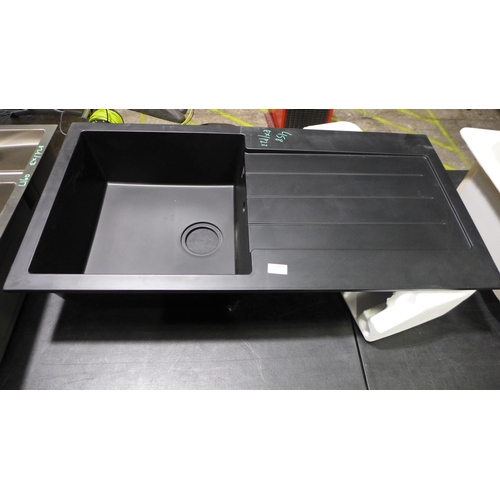 3051 - Black Composite Sink with Drainer (394-158) *This lot is subject to VAT