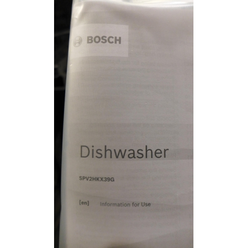 Bosch h815xw448xd550 integrated slimline deals dishwasher with home connect