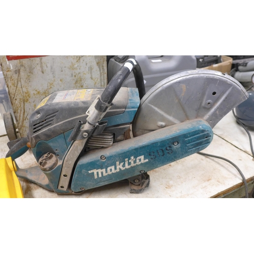 2025 - Makita petrol saw