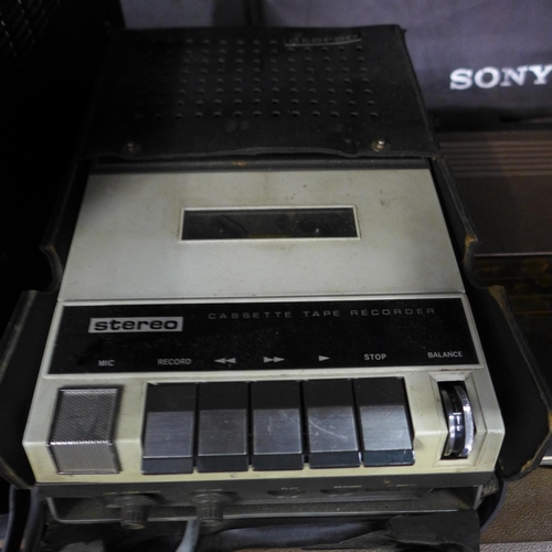 2211 - Vintage stereo bundle; Sony Betamax portable video cassette recorder, stereo cassette recorder with ... 