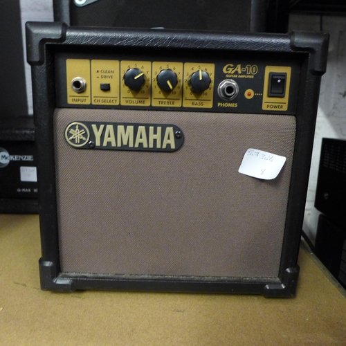 2213 - Yamaha GA10 practice amp