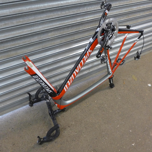 2266 - Specialised bike frame (cracked frame)