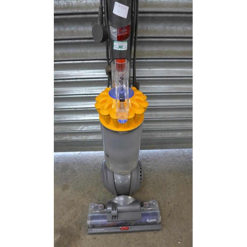 2277 - Dyson DC40 upright ball vacuum cleaner