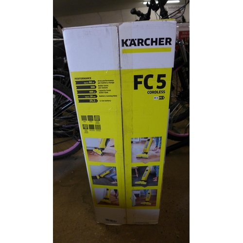 2284 - Karcher FC5 cordless floor scrubber