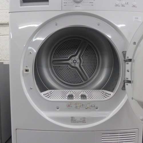 2289 - A Logik LC07W18 tumble dryer