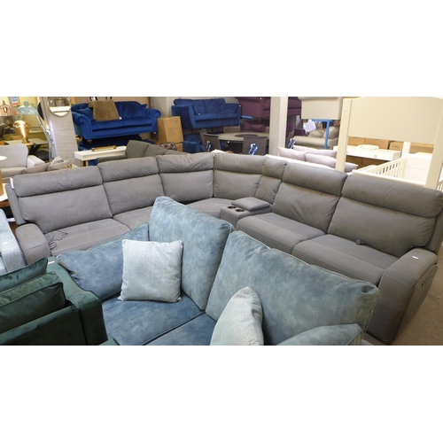 1491 - Paisley Fabric Sectional Power Recliner sofa With Power Headrests, - damaged corner section Original... 