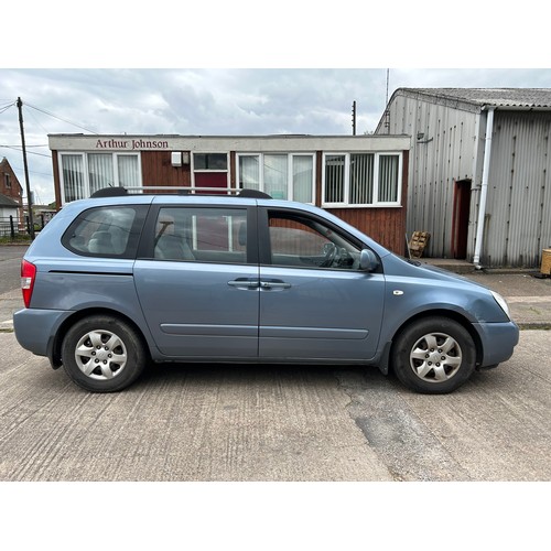 2601 - Kia Sedona 2902cc car GD08 EOA Mileage 121,100 Mot till 15.12.2023 - On view Friday 9.30 - 4.45 and ... 