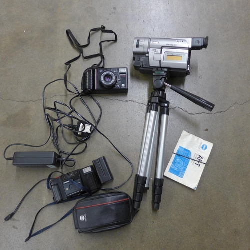1247 - Two 35mm cameras, Olympus and Minolta, and a Sony Handycam Vision with tripod