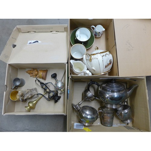 1250 - A collection of china and plated ware including a Wedgwood jug, Sadler teapot, etc. **PLEASE NOTE TH... 