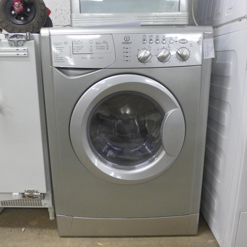 2223 - An Indesit WIDXL1265UK 1200 spin silver washer/dryer  - 2 years old