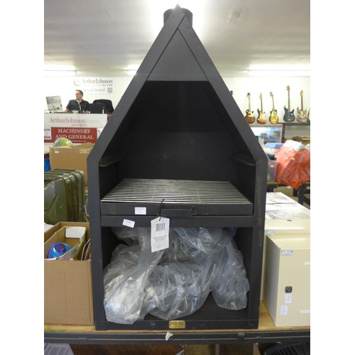 2358 - Henley outdoor fireplace with grill iron - RRP £439 - unused