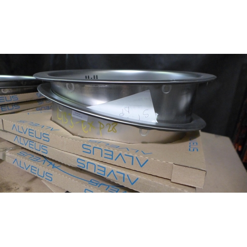 3337 - 5 X 450mm Round installation sinks *This lot is subject to VAT