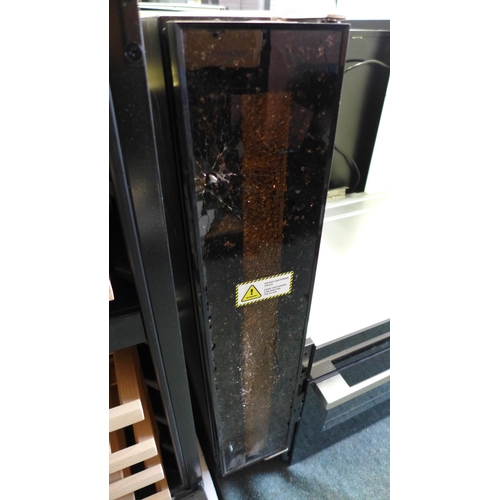 3341 - Viceroy Under Counter Wine Cooler - Broken Glass Door - (H870xW148xD570), original RRP £240.83 inc. ... 