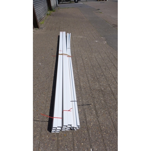 2248 - Electrical trunking 25x40cm