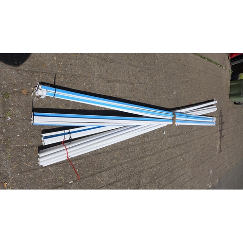 2250 - Electrical trunking 15 x 25cm