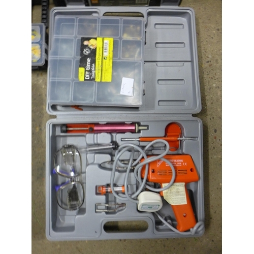 2010 - Plastic toolbox with qty. of mixed hand tools, 4 plastic organiser trays containing screws, bolt, wa... 