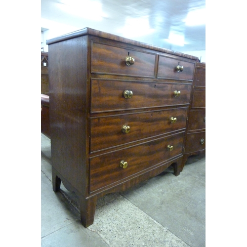 129 - A George III mahogany chest of drawers