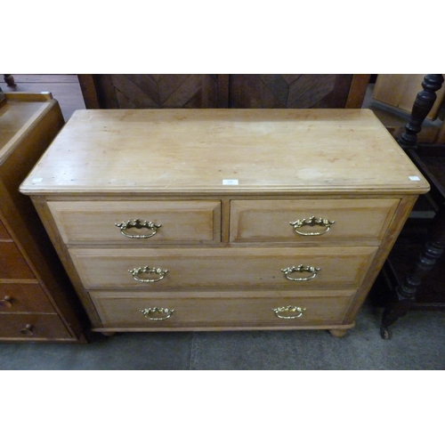 136 - A Victorian style pine chest of drawers