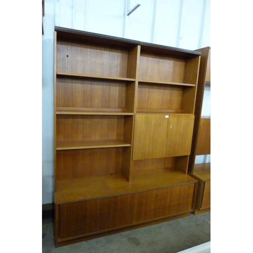 41 - A G-Plan Form 5 teak room divider