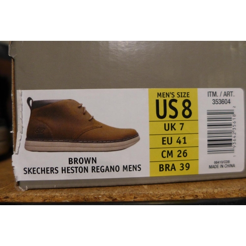 3114 - Pair of men's brown Skechers boots - UK size 7 * this lot is subject to VAT