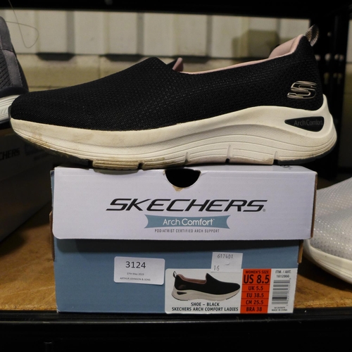 3124 - pair of women's black Skechers trainers - UK size 5.5 * this lot is subject to VAT