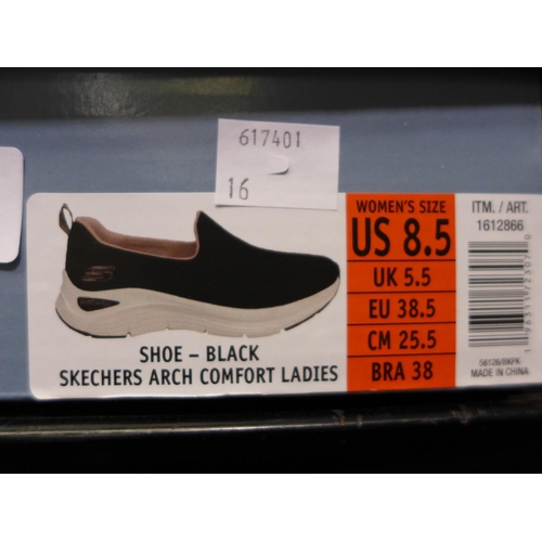 3124 - pair of women's black Skechers trainers - UK size 5.5 * this lot is subject to VAT