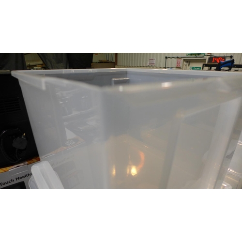 3160 - 6 Plastic storage boxes - various styles & sizes (Damaged)