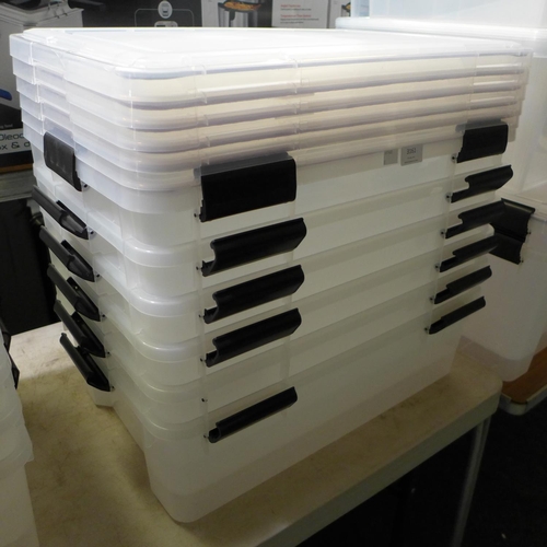 3161 - 6 Plastic storage boxes - with lids