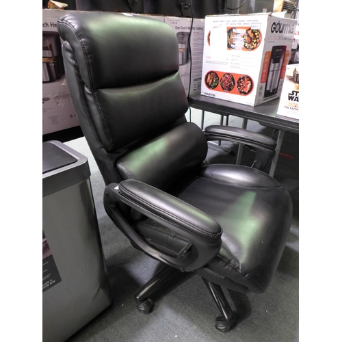 3291 - La-Z-Boy Air Exec Chair (model:- 51537), original RRP £174.99 + VAT (291-110) * This lot is subject ... 